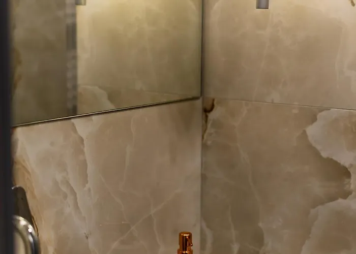 Urban Jungle 公寓 塞萨洛尼基